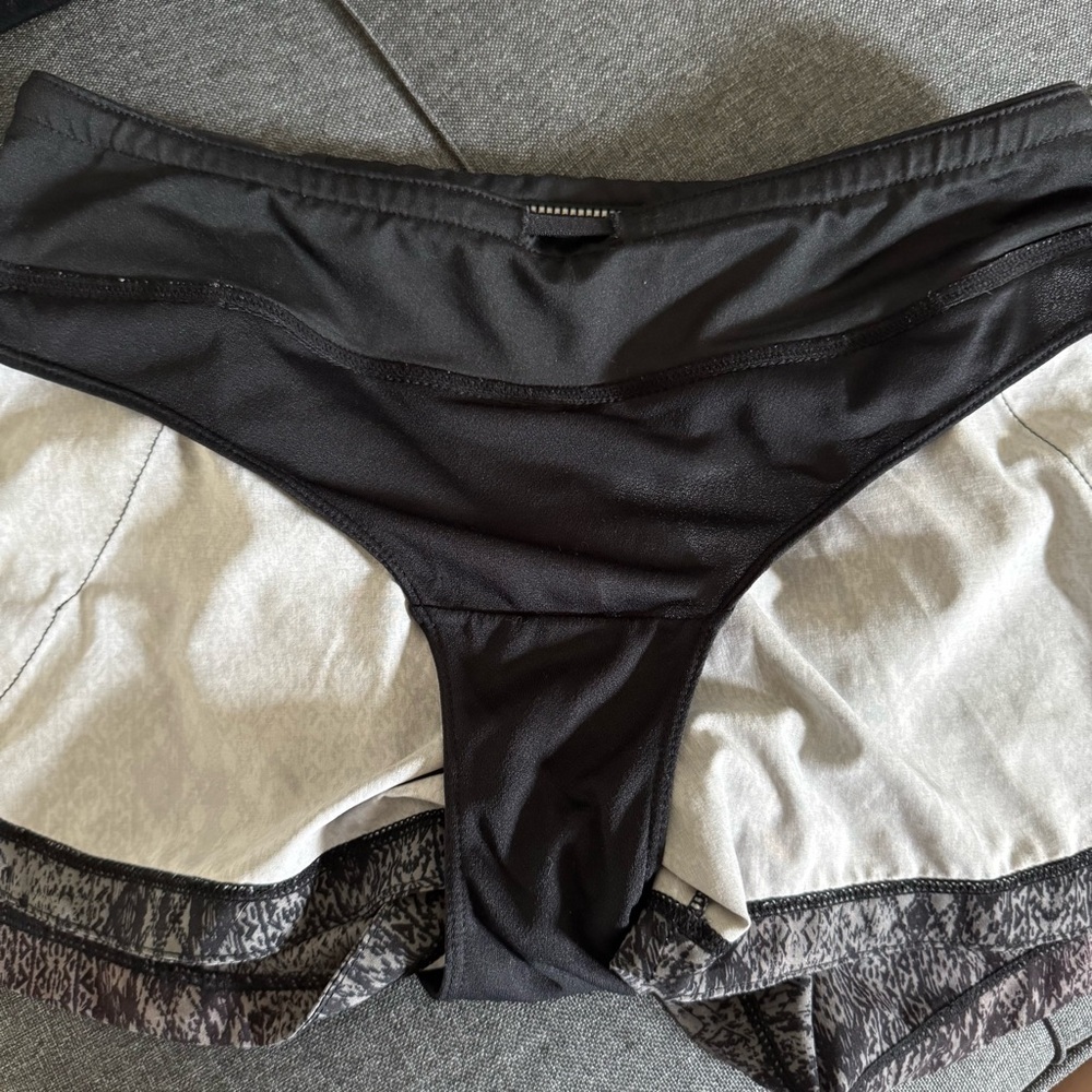 Athleta Black and Gray Patterned Athletic Shorts, XS - Picture 8 of 13